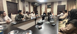 آشنایی با طلایه داران بهداشت  و سلامت 